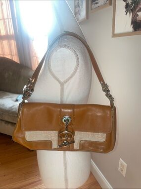 Ann Klein Leather Shoulder Bag in Cognac Brown